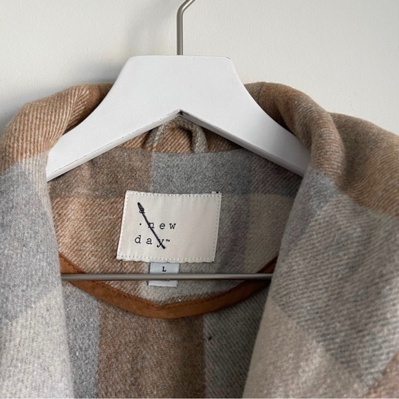 A New Day Hooded Peacoat - Picture 5 of 8